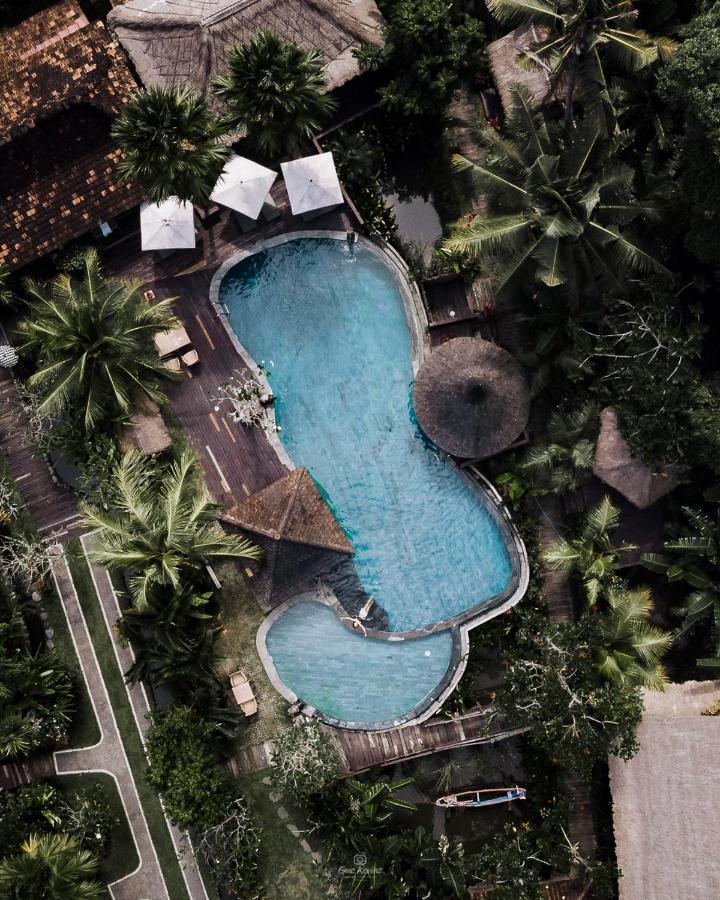 Keramas Sacred River Retreat Resort And Villa Exteriör bild
